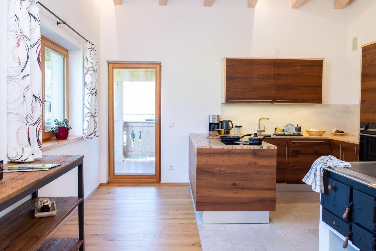 Ferienwohnung Leitinger ซังคท์มาร์ทิน เบ โลเฟอร์ ภายนอก รูปภาพ